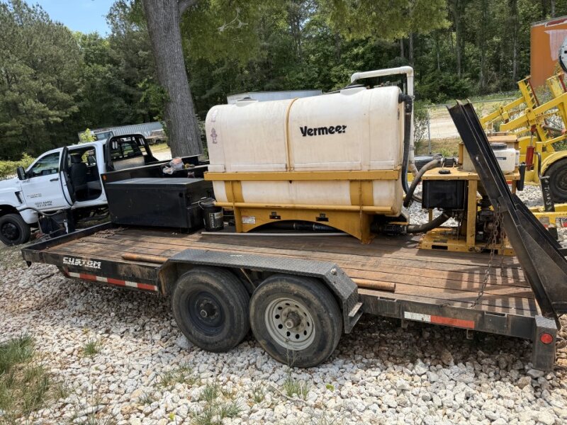 2017 Lucon Custom Heavy 18' Flatbed Trailer