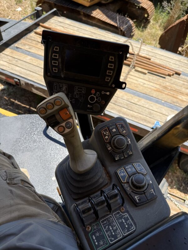 2021 Vermeer RTX1250i2 Quad Trencher Ride-on Tractor